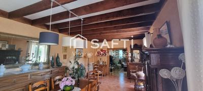 Maison - 253 m² - 10 pièces