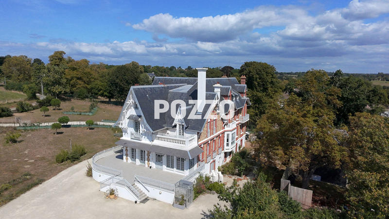 Maison - 700 m² - 15 pièces