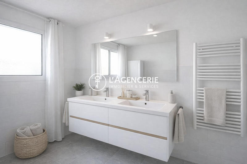 Maison - 95 m² - 4 pièces