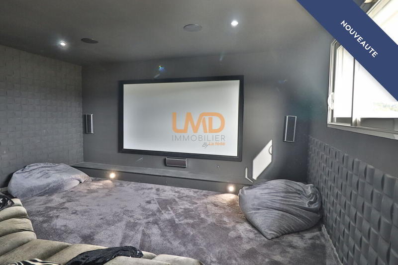 Villa - 171 m² - 8 pièces