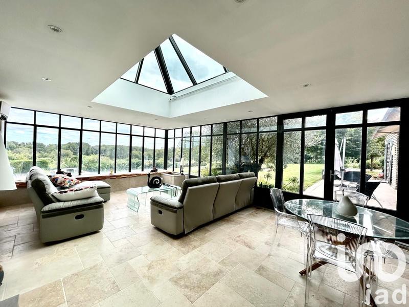 Maison - 360 m² - 10 pièces