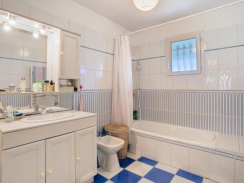 Villa - 88 m² - 4 pièces