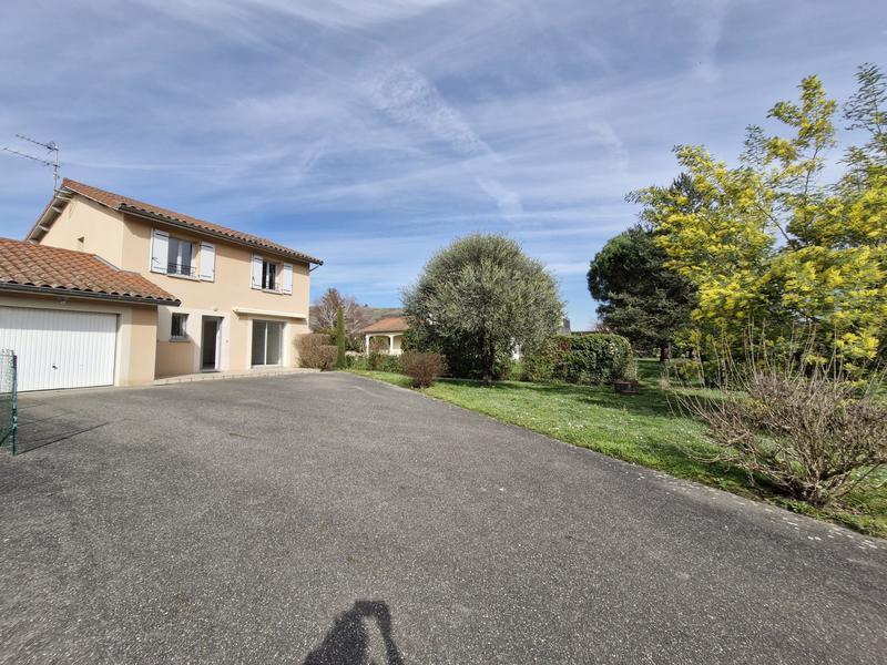 Maison - 92 m² - 4 pièces