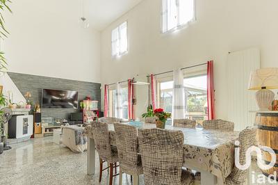 Maison - 178 m² - 7 pièces