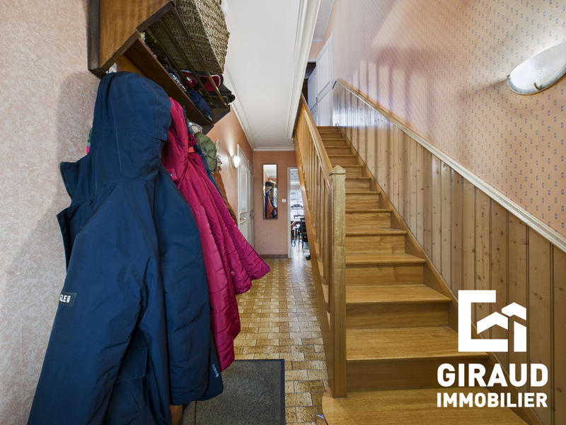 Maison - 113 m² - 7 pièces