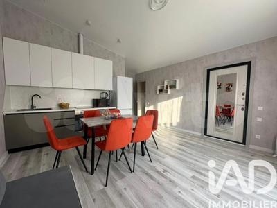 Maison - 169 m² - 8 pièces
