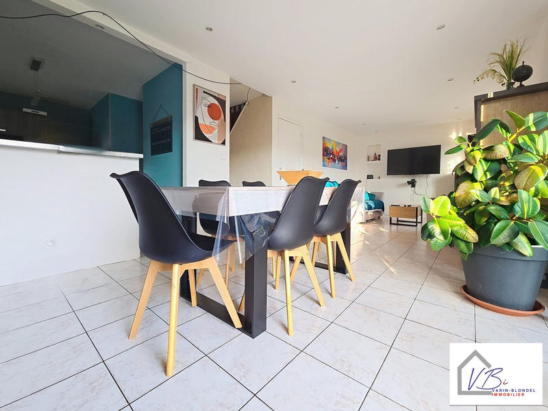 Maison - 84 m² - 4 pièces