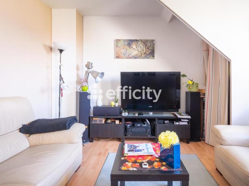 Pavillon - 311 m² - 8 pièces