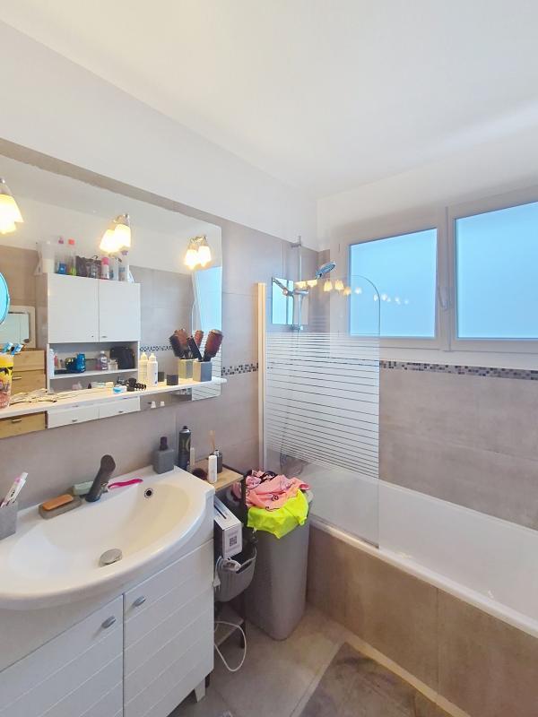 Appartement - 74 m² - 4 pièces