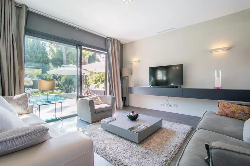 Villa - 200 m² - 5 pièces