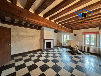 Maison - 215 m² - 9 pièces