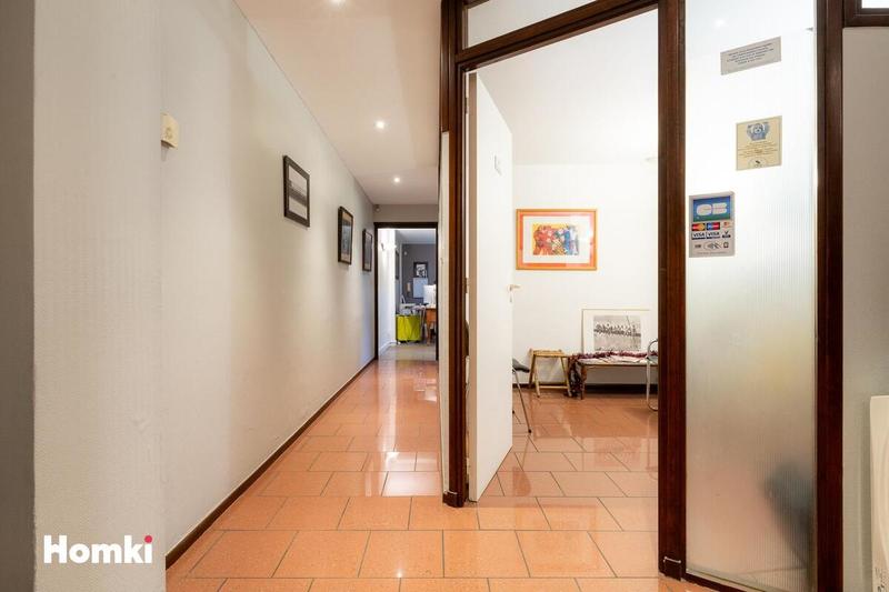 Local commercial - 69 m² - 3 pièces