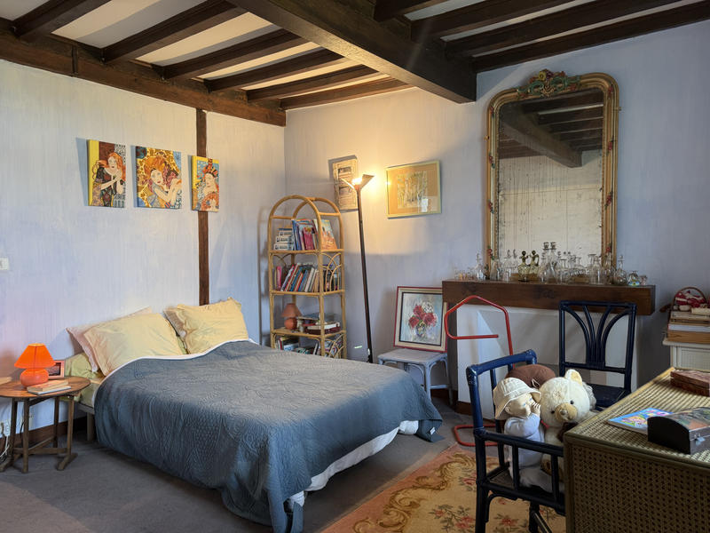 Maison - 322 m² - 18 pièces