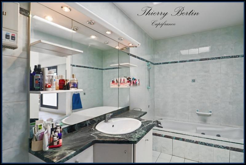 Appartement - 210 m² - 5 pièces