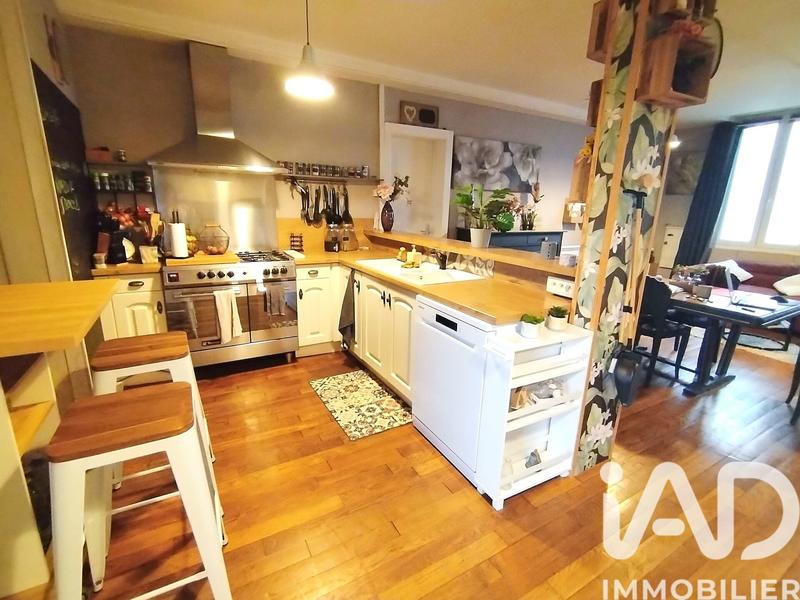 Maison - 193 m² - 6 pièces