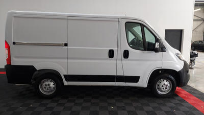Peugeot Boxer BlueHDi s&amp;amp;S 120 Pro 330 L1h1