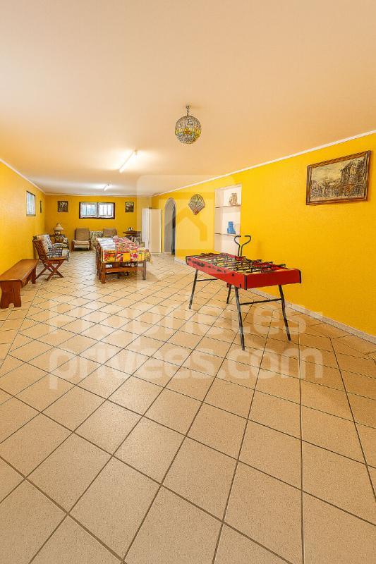 Maison - 203 m² - 5 pièces