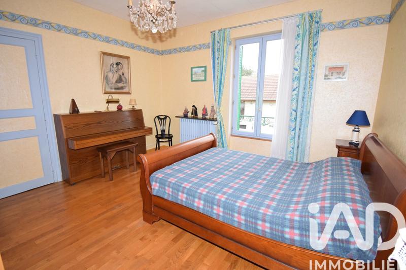 Maison - 160 m² - 7 pièces