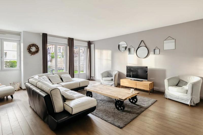 Maison - 140 m² - 6 pièces