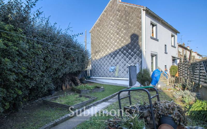Maison - 88 m² - 5 pièces