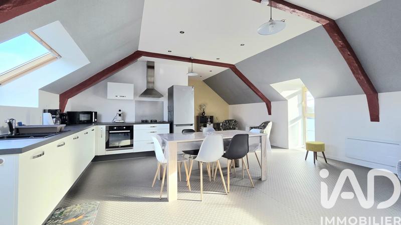 Maison - 226 m² - 8 pièces