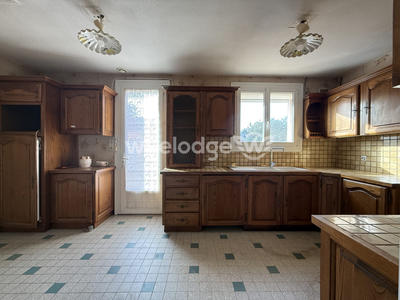 Maison traditionnelle - 156 m² - 5 pièces