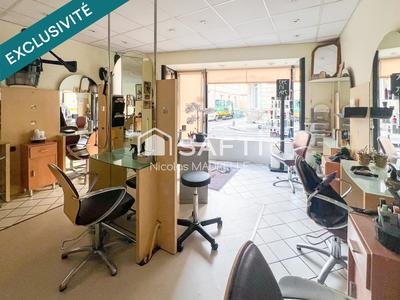 Local commercial - 80 m² - 4 pièces