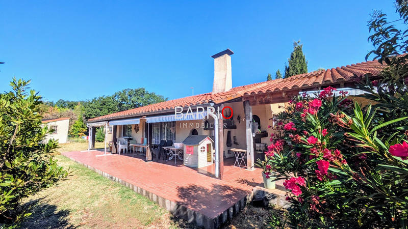 Villa - 354 m² - 11 pièces
