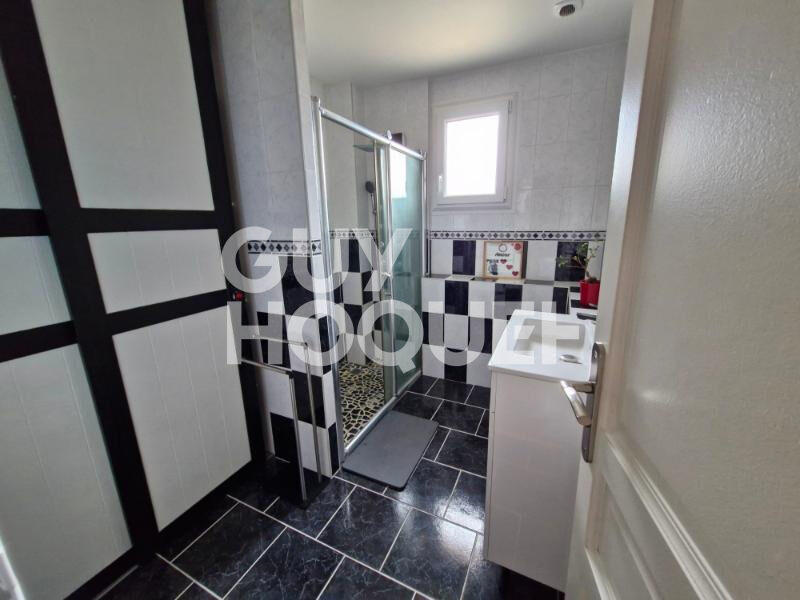 Maison - 127 m² - 6 pièces