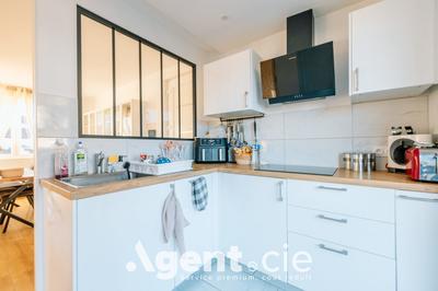 Maison - 82 m² - 5 pièces