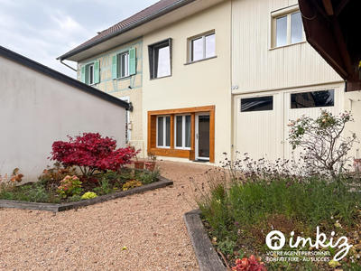 Maison - 290 m² - 10 pièces