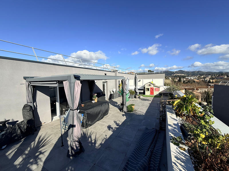 Appartement - 70 m² - 3 pièces