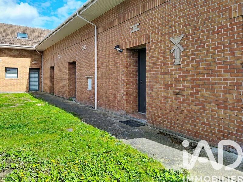 Maison - 217 m² - 6 pièces