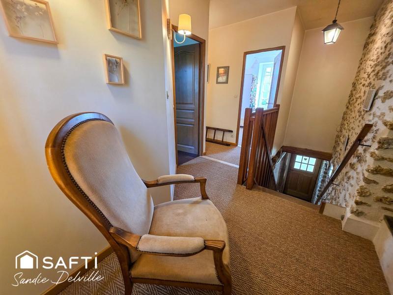 Propriété - 195 m² - 6 pièces