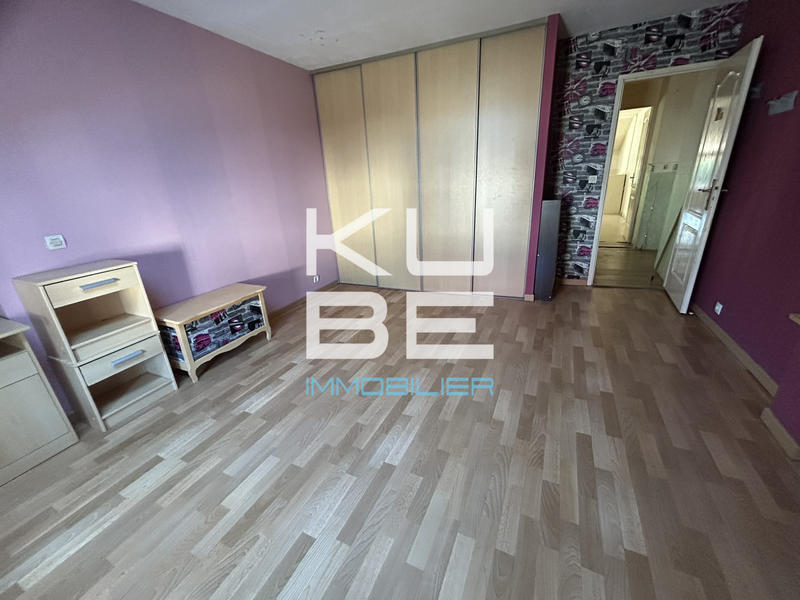 Maison - 193 m² - 6 pièces