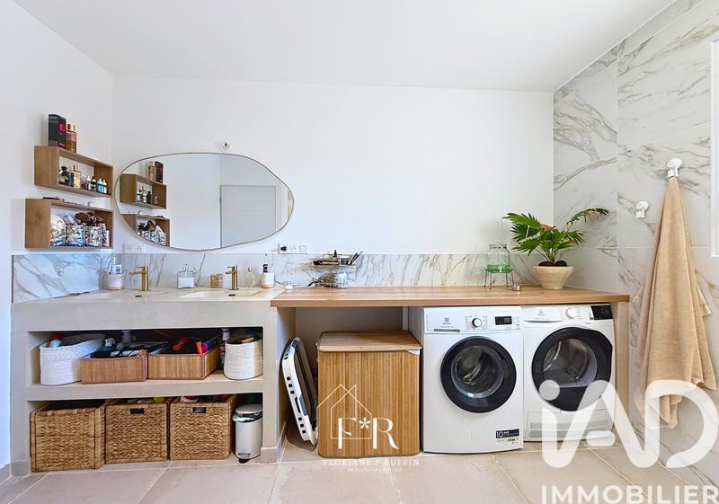 Maison - 90 m² - 3 pièces