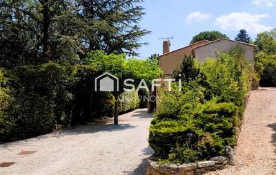 Villa - 175 m² - 6 pièces