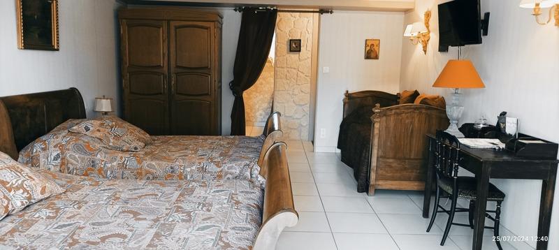 Propriété - 588 m² - 12 pièces