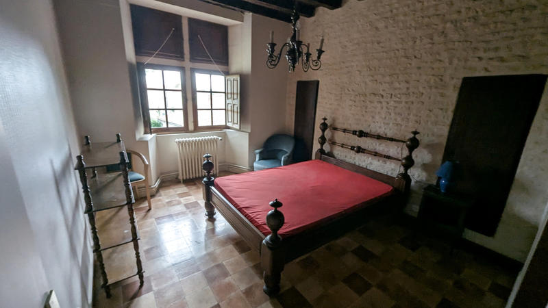 Propriété - 420 m² - 14 pièces