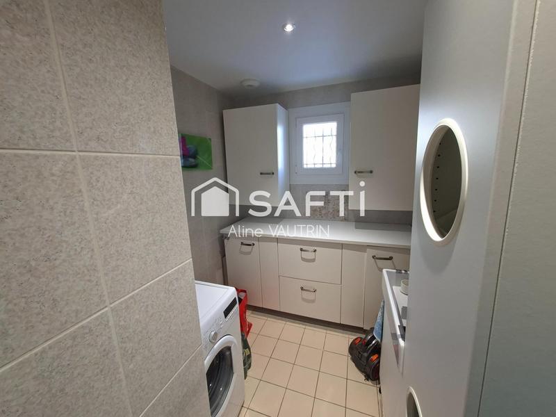 Maison - 178 m² - 8 pièces