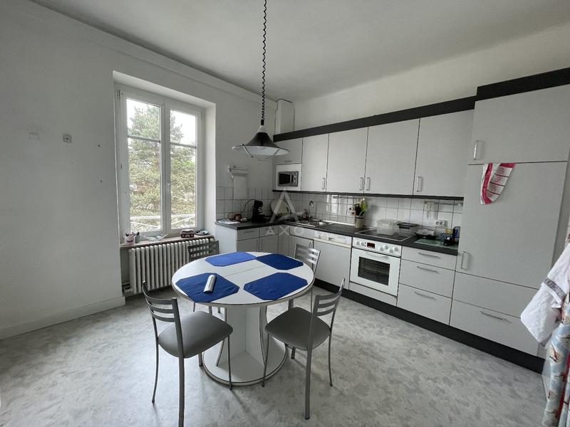 Duplex - 181 m² - 7 pièces