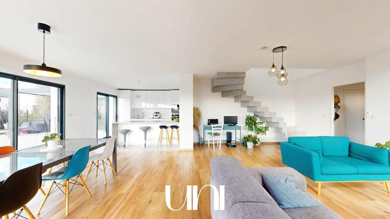 Maison - 178 m² - 6 pièces