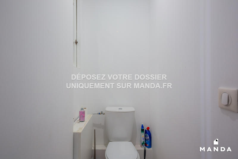 Chambre - 11 m² - 5 pièces