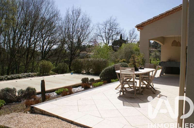 Maison - 167 m² - 5 pièces