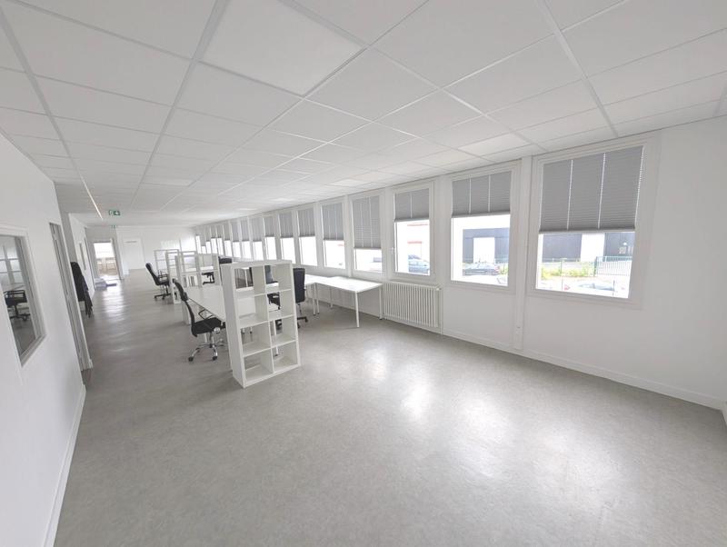 Bureau - 180 m²