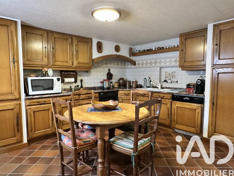 Maison - 142 m² - 6 pièces