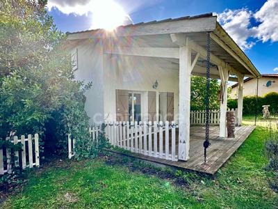 Maison - 104 m² - 4 pièces