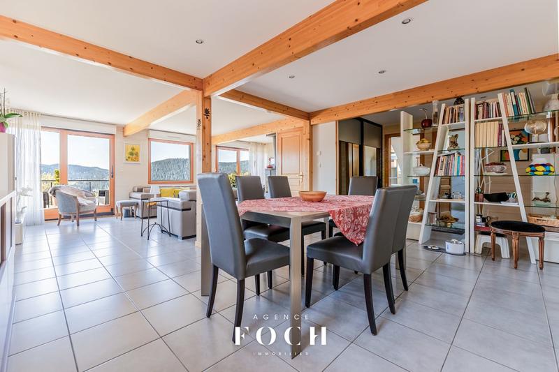 Châlet - 205 m² - 8 pièces