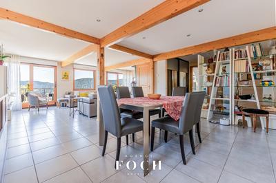 Châlet - 205 m² - 8 pièces