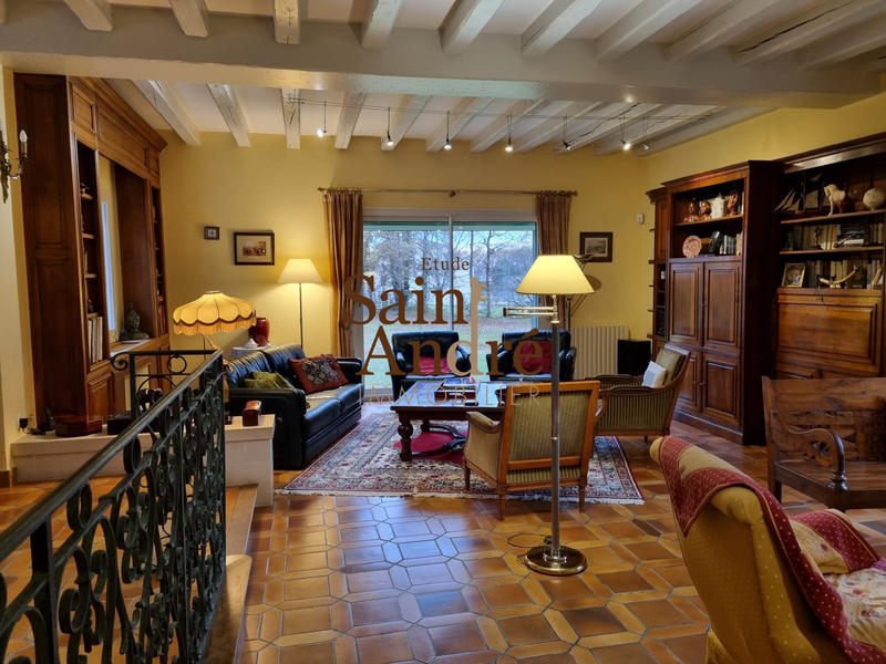 Maison - 300 m² - 10 pièces